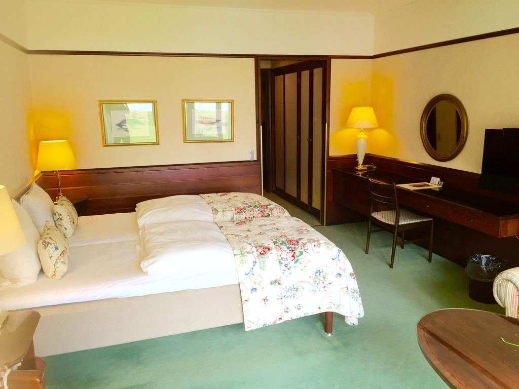 Hotel Hesselet Ниборг Екстериор снимка