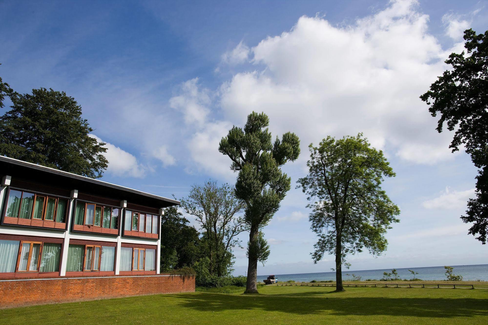 Hotel Hesselet Ниборг Екстериор снимка